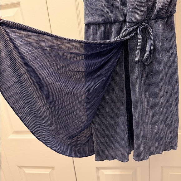 Navy Blue Ribbed Spaghetti Strap Dress - Picture 3 of 6